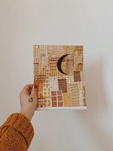 Load image into Gallery viewer, Zero-waste Reversible Gift Wrapping - Double Sided, Plastic-free, Soy-based Ink, Artisan-crafted
