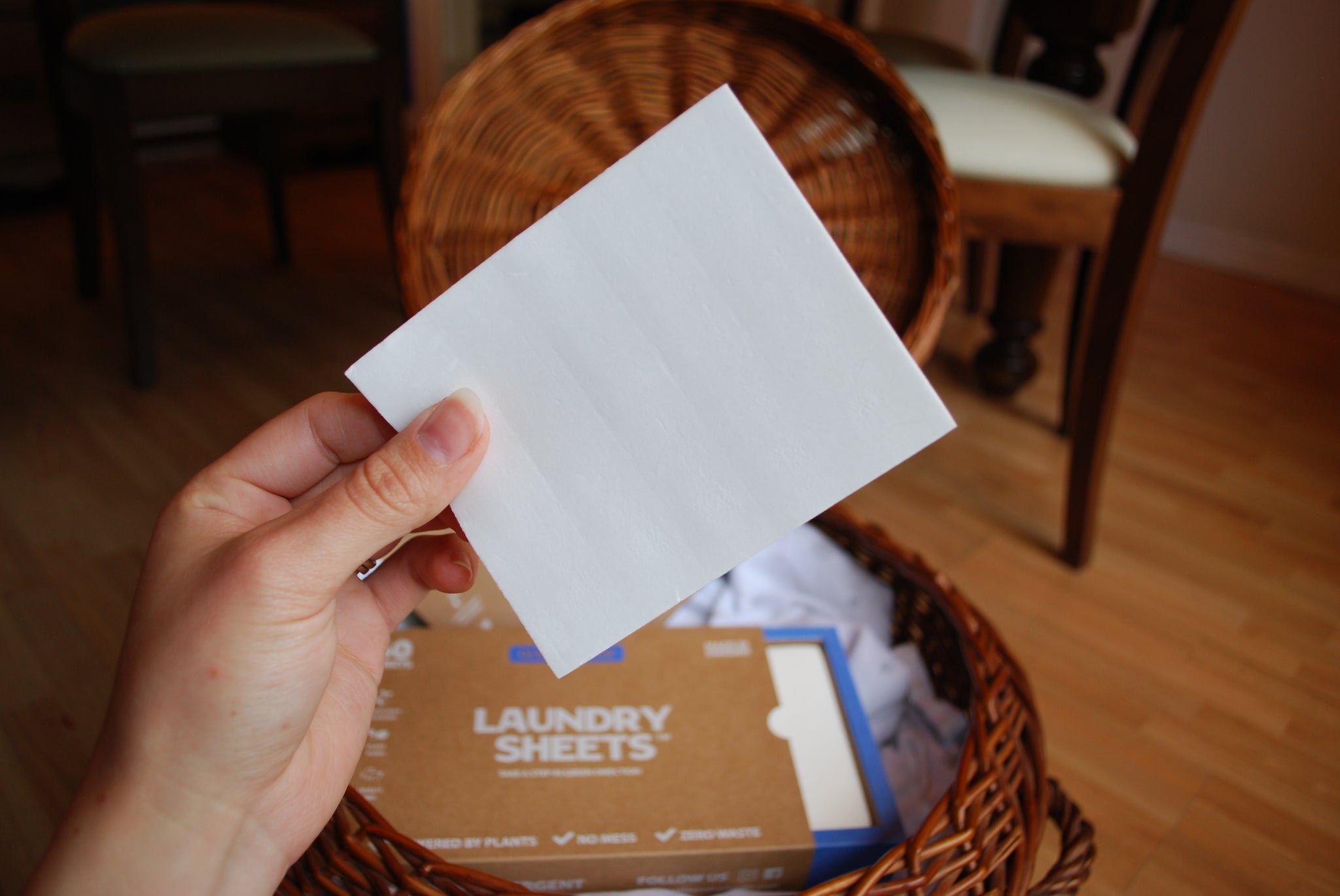 LAUNDRY SHEETS - Plant-based and zero plastic laundry detergent