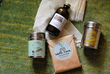 Load image into Gallery viewer, Scour Powder Bathroom Cleaner - Non-toxic, Vegan, Refillable, Antibacterial, Kid-safe
